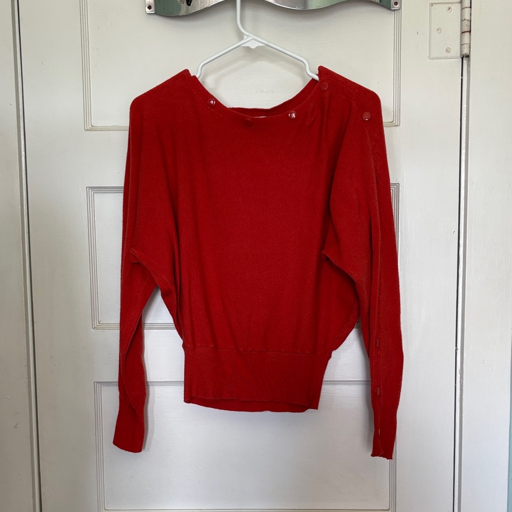 Carmen Marc Valvo Vibrant Rust Colored Sweater with Snap Detail Size L